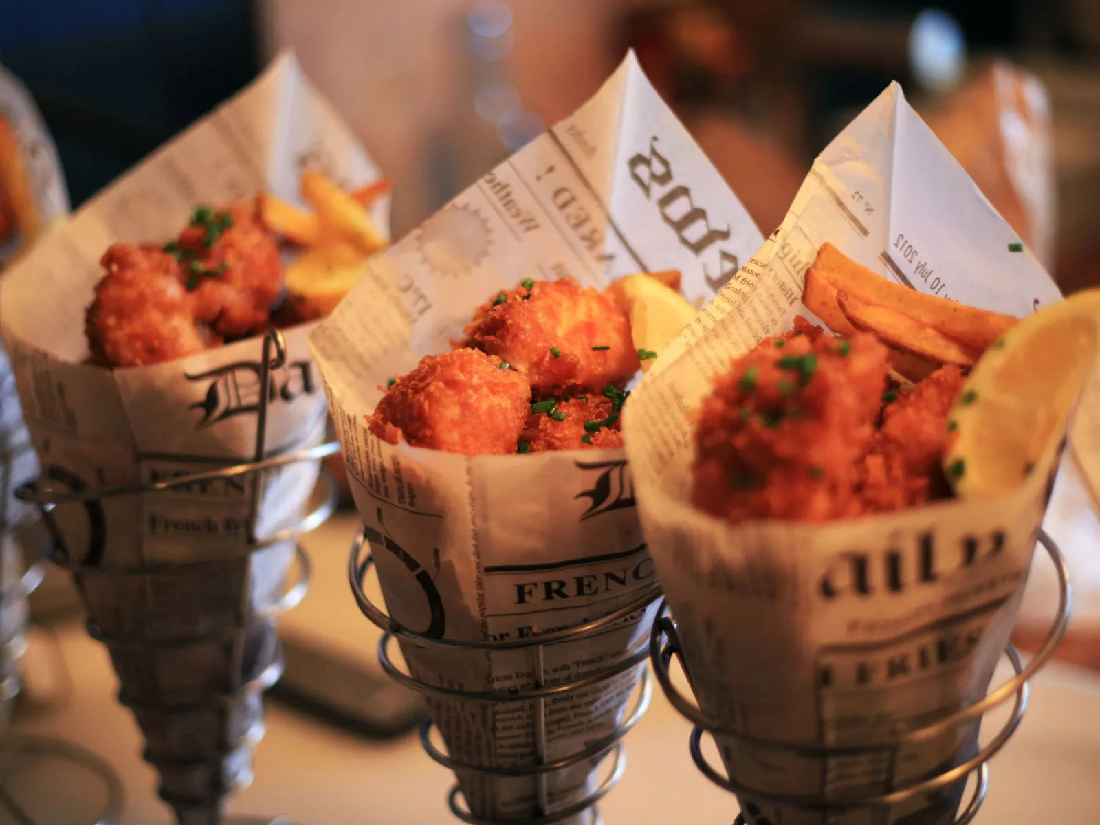 The Best Street Food Spots in Barcelona for a Graffiti Night